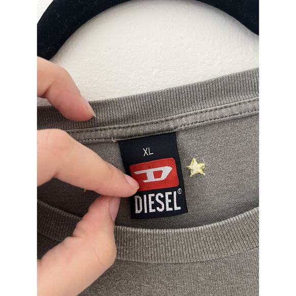 DIESEL Mens Distressed Gray Front pocket T-Shirt size XL Luxury of Dirt RARE - Picture 3 of 8